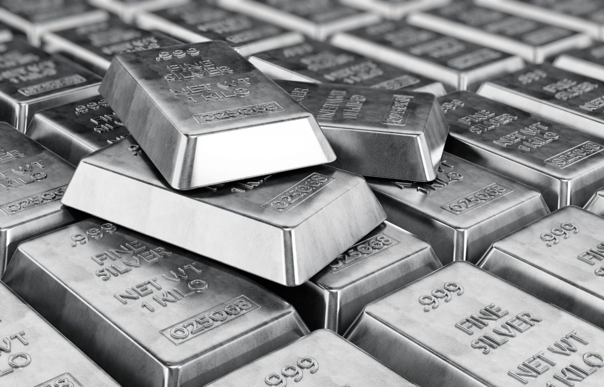 Investing In Silver: Is It Better Than Gold?
