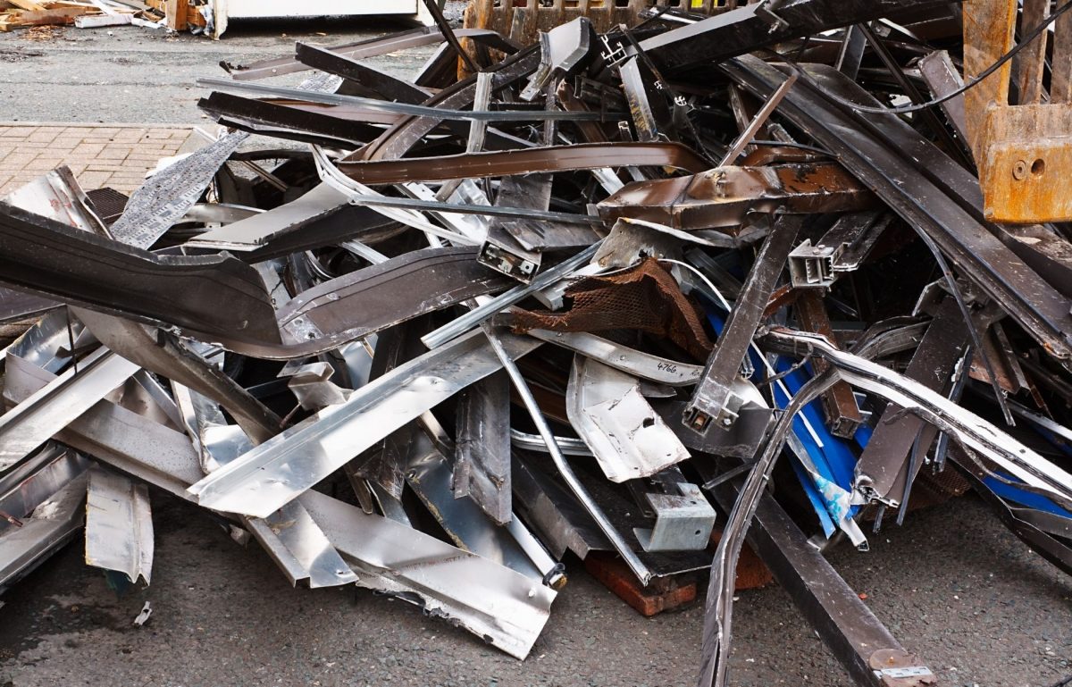 Benefits of Recycling Scrap Metal From Your Workshop