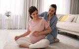 What You Need To Know About Becoming a Doula