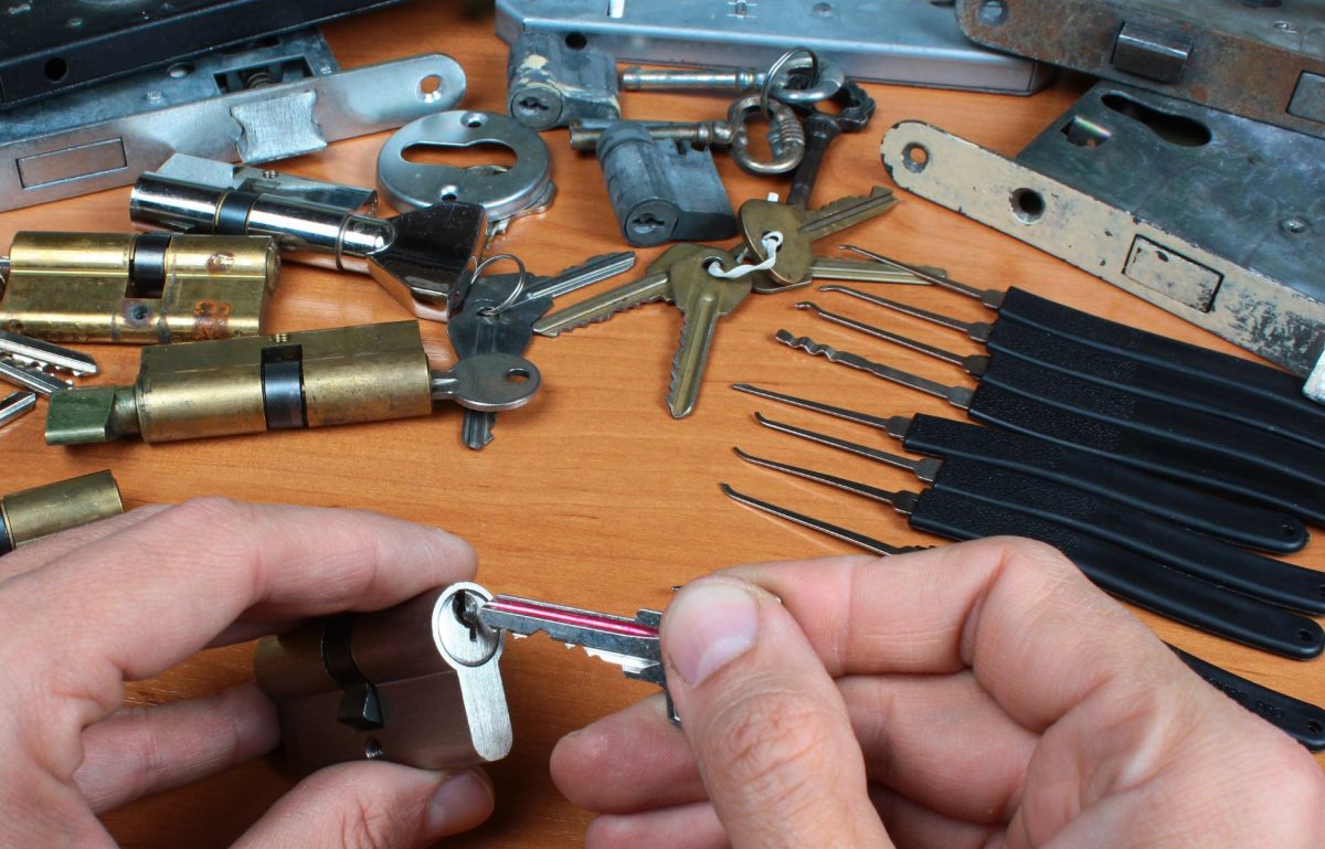 A Guide to Auto vs. Residential Locksmithing
